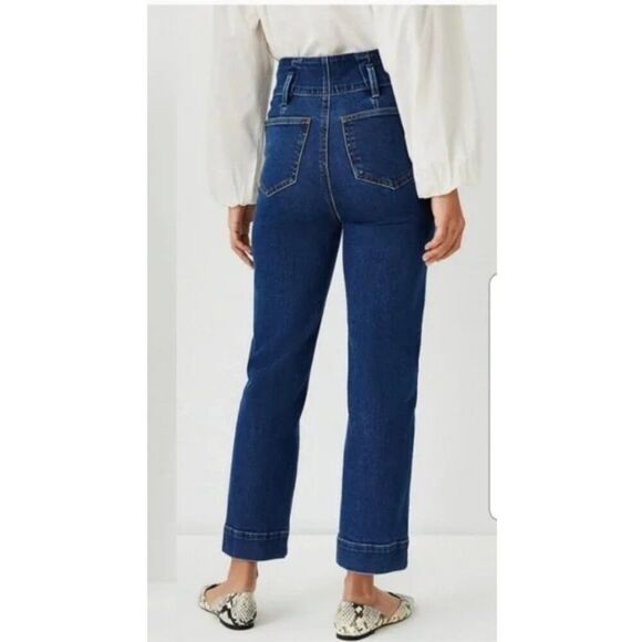 Ann Taylor High Waisted Jeans Size 14 Easy Care Straight - Picture 2 of 12